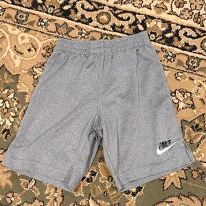 Nike Men's Athletic Shorts in Gray